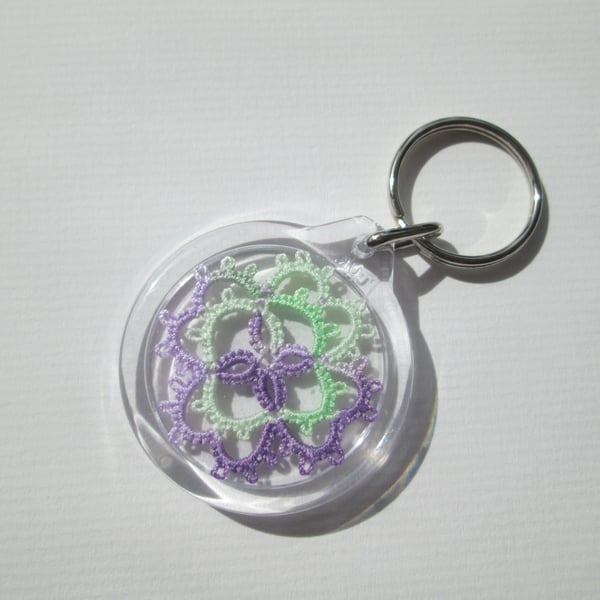  Lilac and green Tatted key-ring 