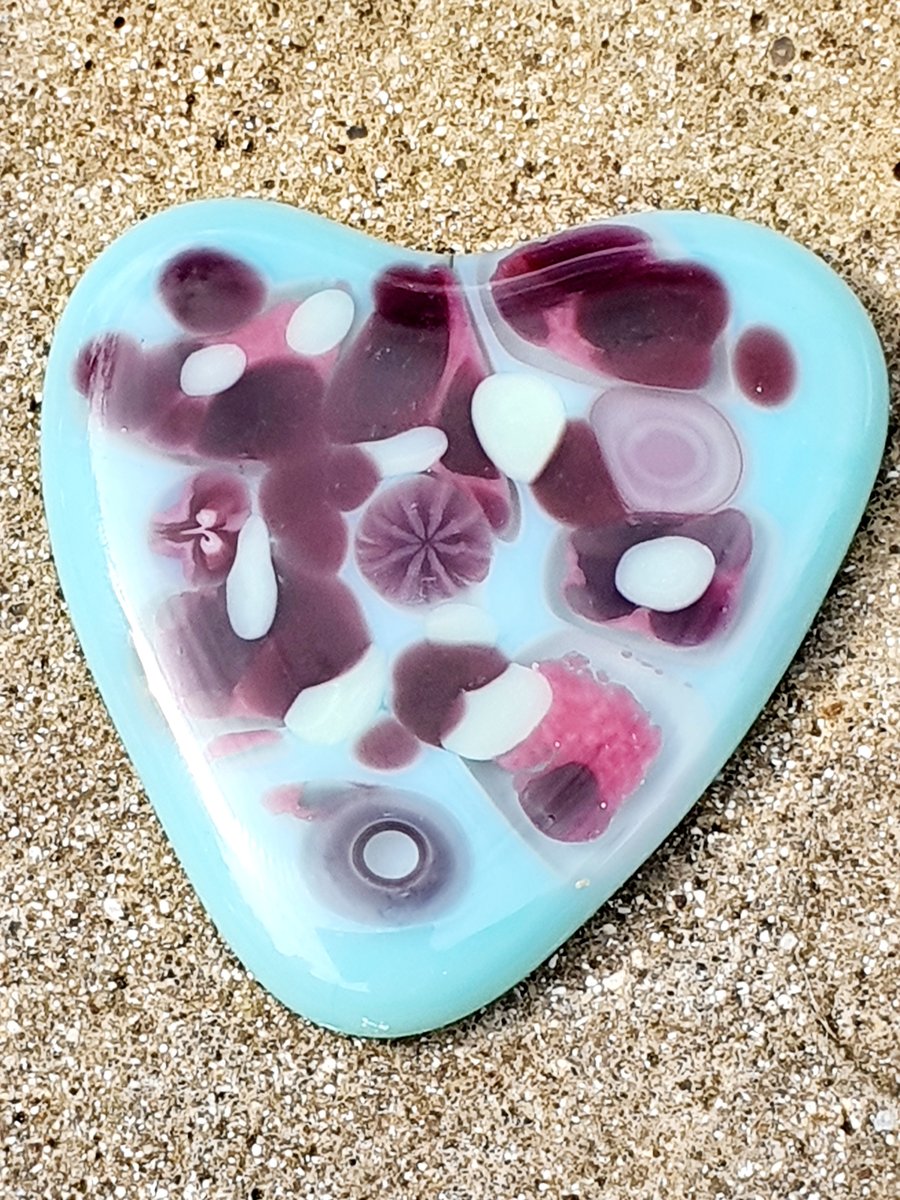 ‘Hearts To Hold’ Fused Glass Heart