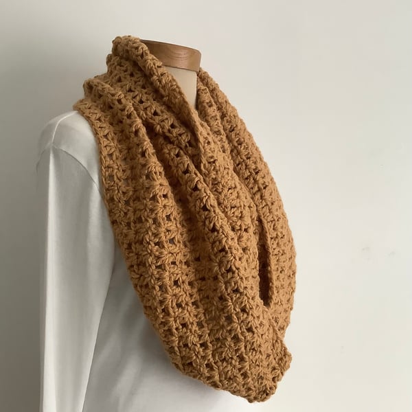 INFINITY SCARF , cowl 'Stroll' .Alpaca blend. Super-soft . Mustard,ochre.