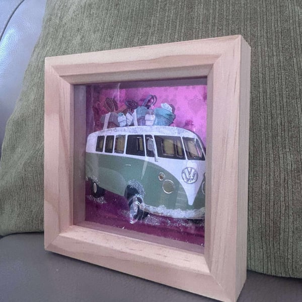 BOXED  FRAMES  WITH SCENE