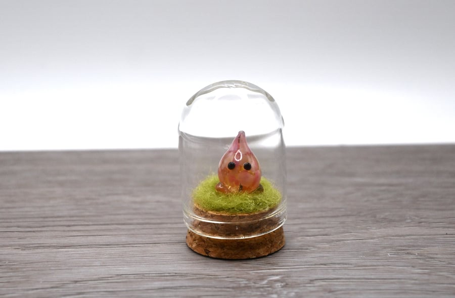 small glass wisp keepsake figure