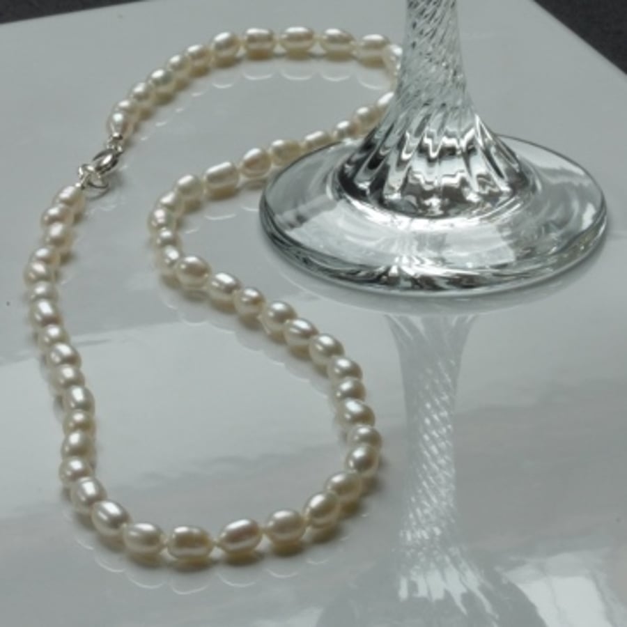 Little White Pearl Necklace