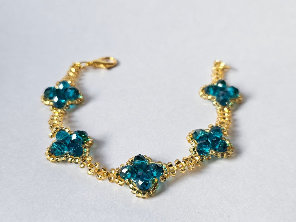 Handmade Bracelet "Clover of Luck"