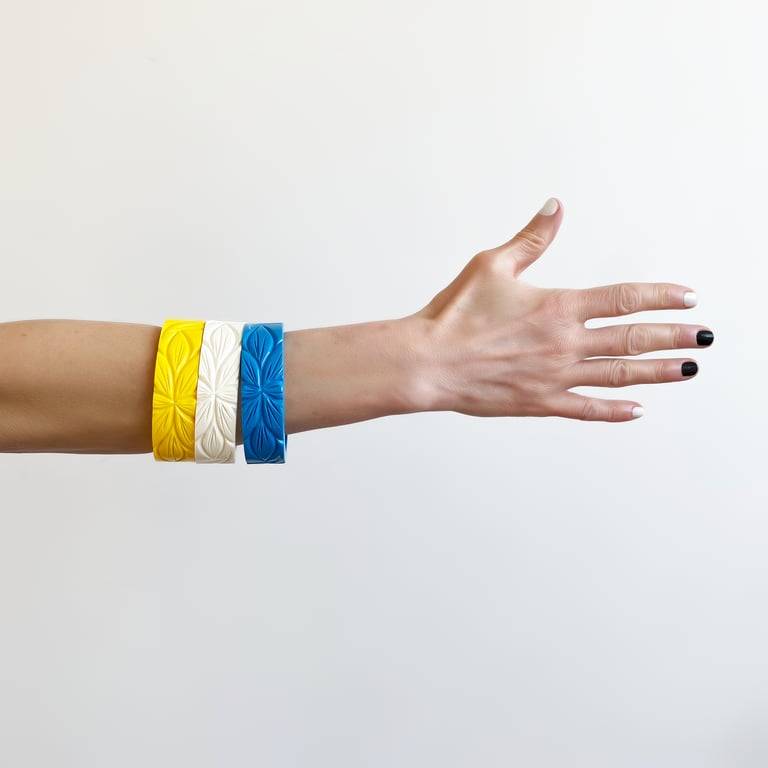 Colourful floral resin bracelets 