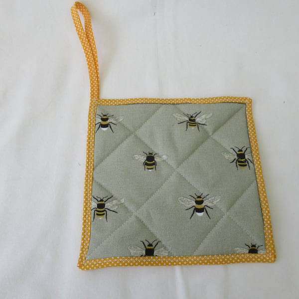 Quilted Pot Holder Oven Glove, Handmade from Sophie Allport Fabric