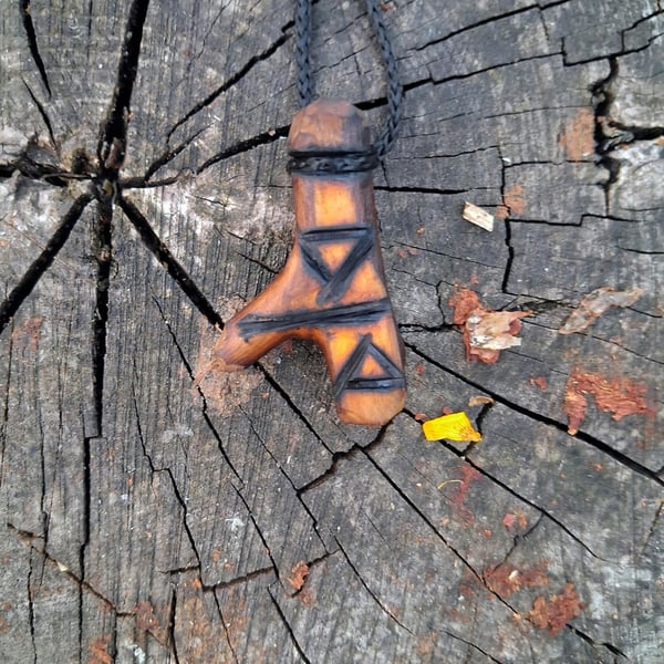 Solace handmade willow pendant