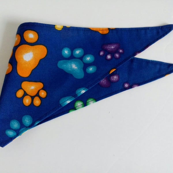 Dog Bandana, extra small, up to 11" neck, paw prints, neckerchief style