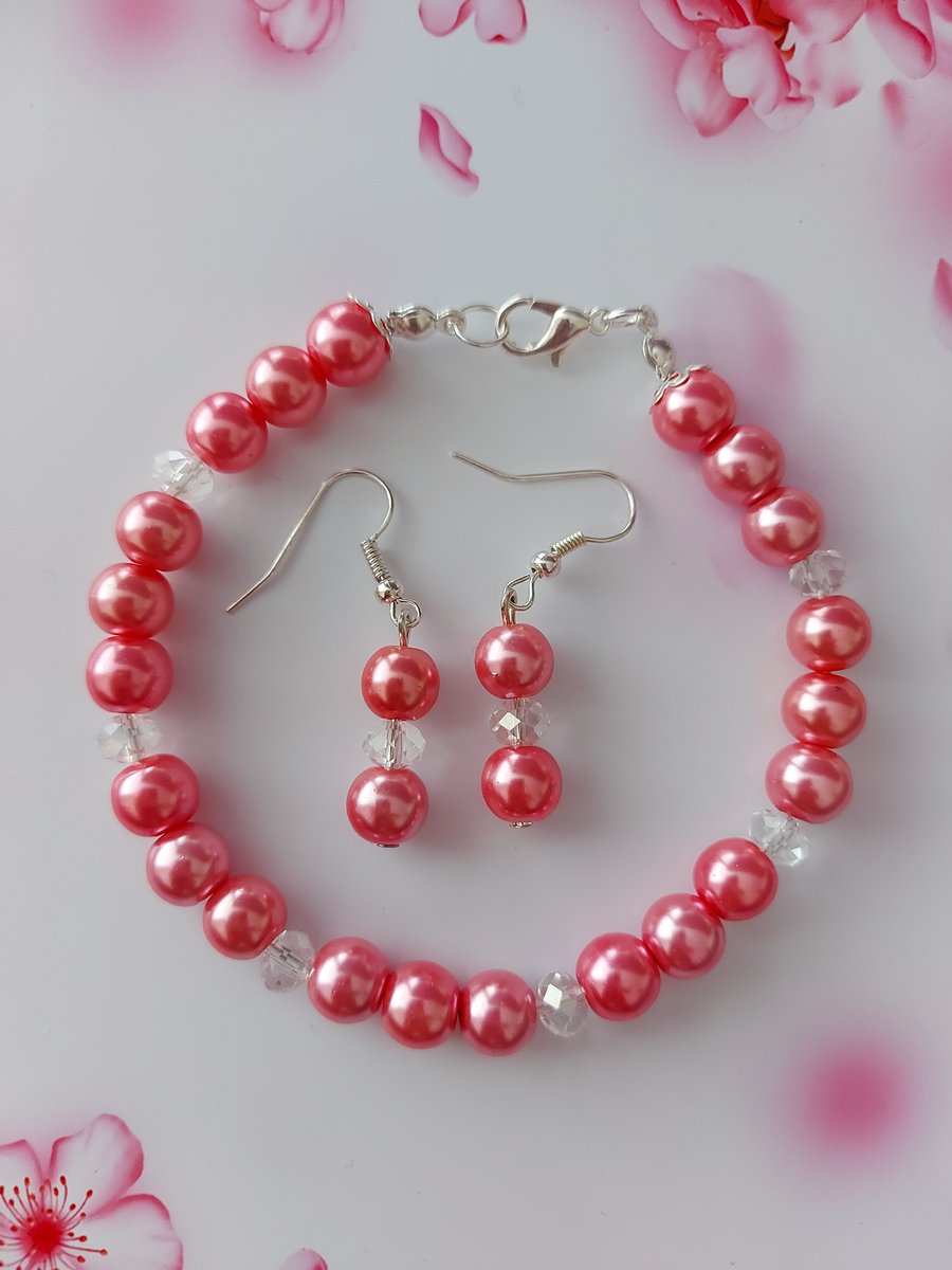 8mm Dark Pink Glass Pearl & Crystal Bracelet & Earrings Set in Card Gift Box