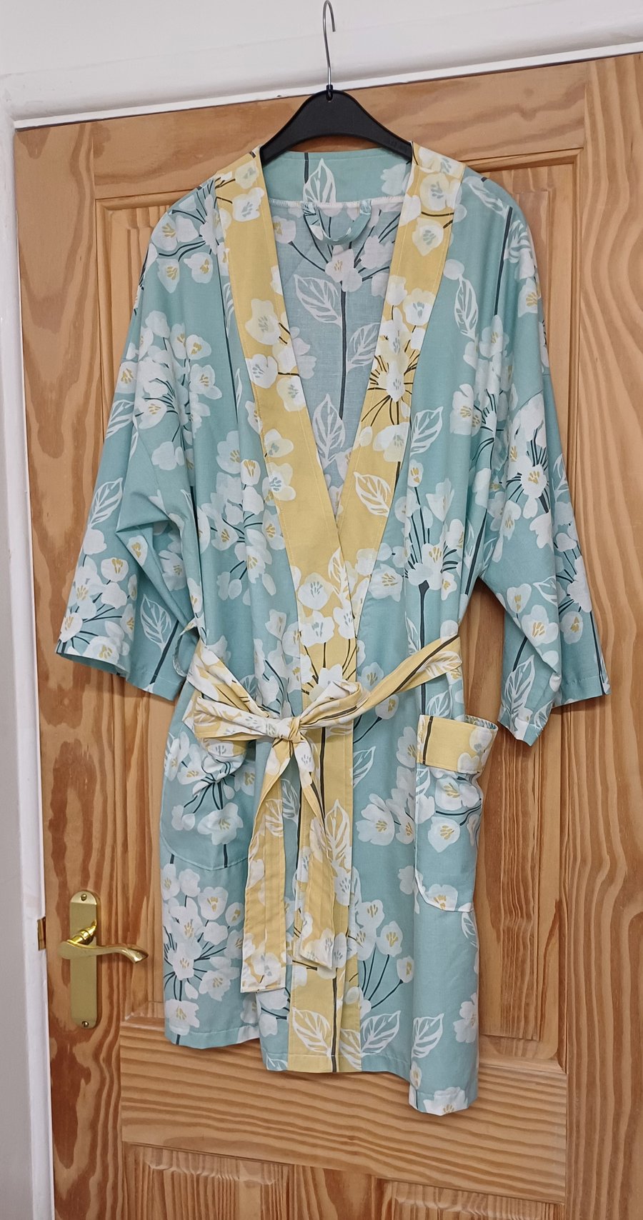 Kimono bath robe pale blue floral dressing gown