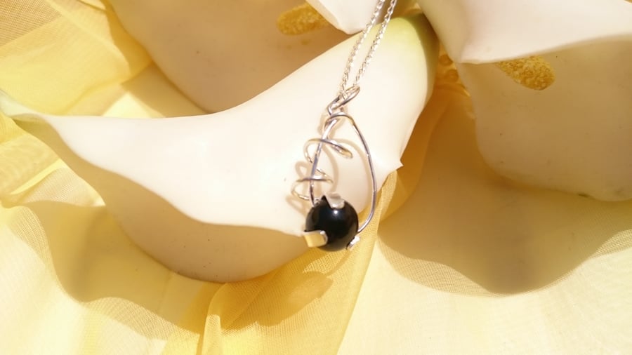 Onyx and sterling silver teardrop spiral necklace