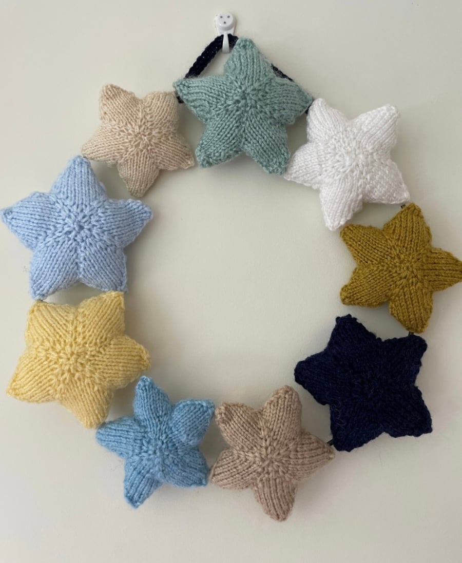 Natural tones Knitted Star Wreath