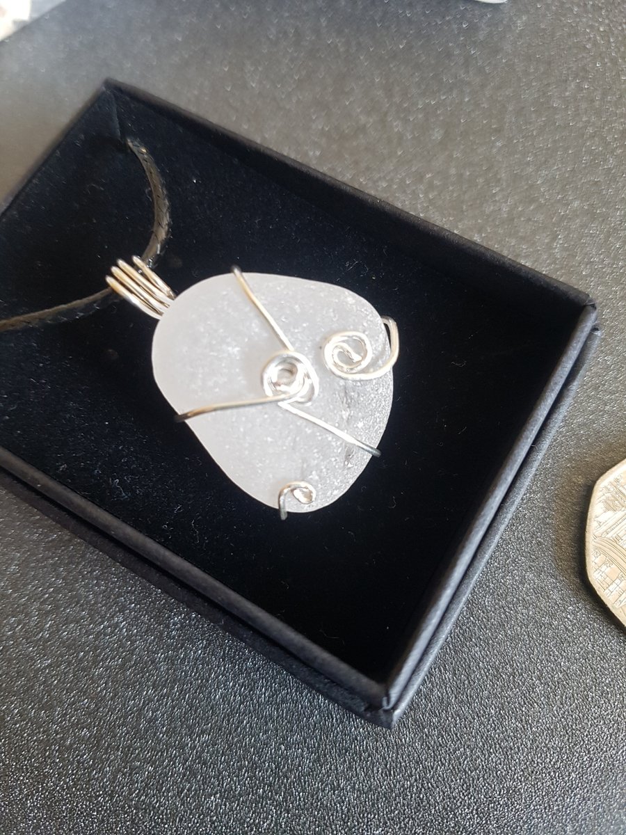 Wire wrapped seaglass pendant