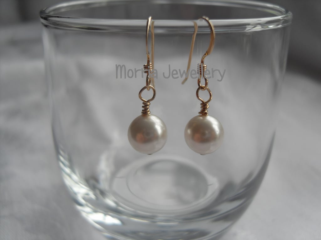 White pearl earrings