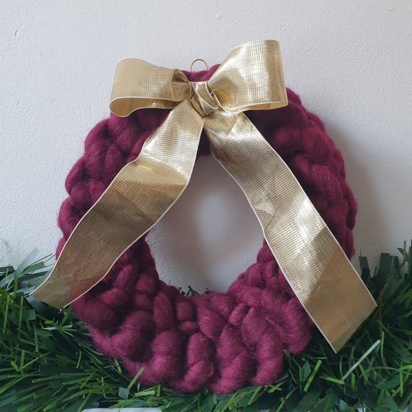 Hand-Knitted Chunky Knit Red Merino Wool Christmas Wreath Hanging Decoration 