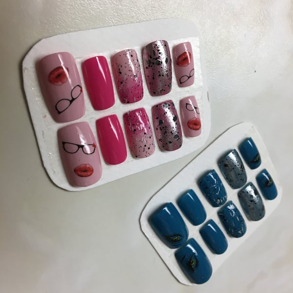 Pink & Blue Fake Nails