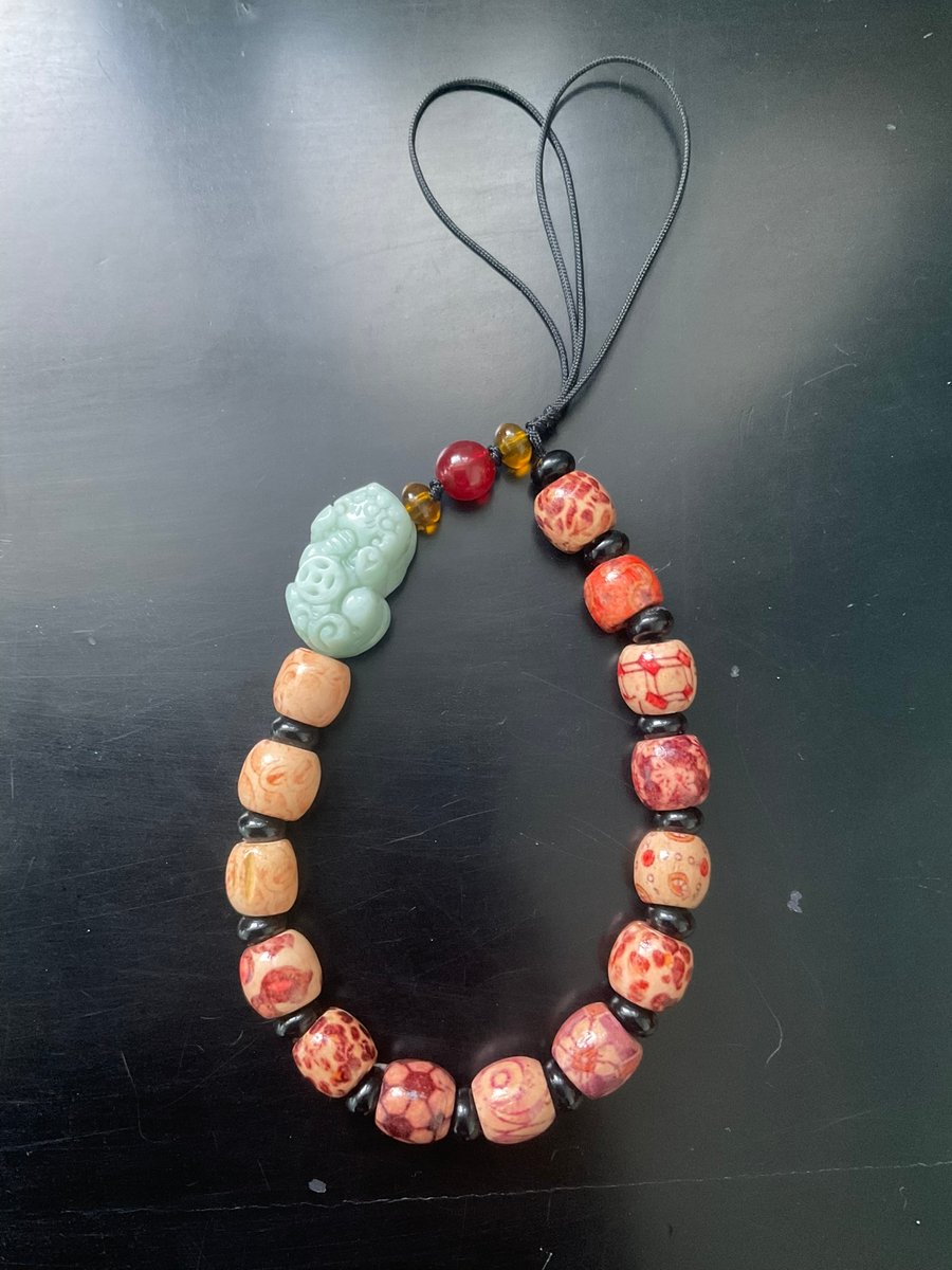 Natural Burma Jade Feng Shui mobile phone charm strap (Jade Pi Xiu) 