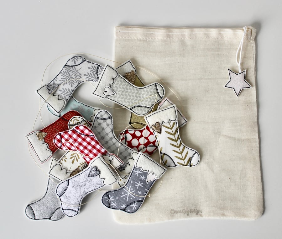 'Christmas Stocking Garland' - Hanging Decoration