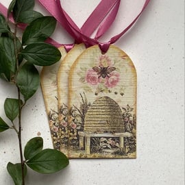 GIFT TAGS  ( set of 3 ) .Vintage -style  ' Bee Skep '..ready to ship