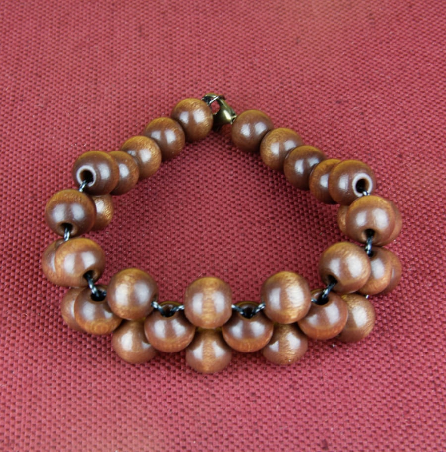 WOOD BEAD BRACELET