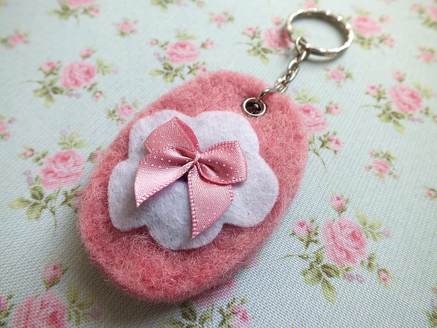 Vintage-Style Needlefelt Keyfob