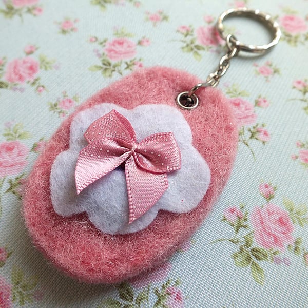 Vintage-Style Needlefelt Keyfob