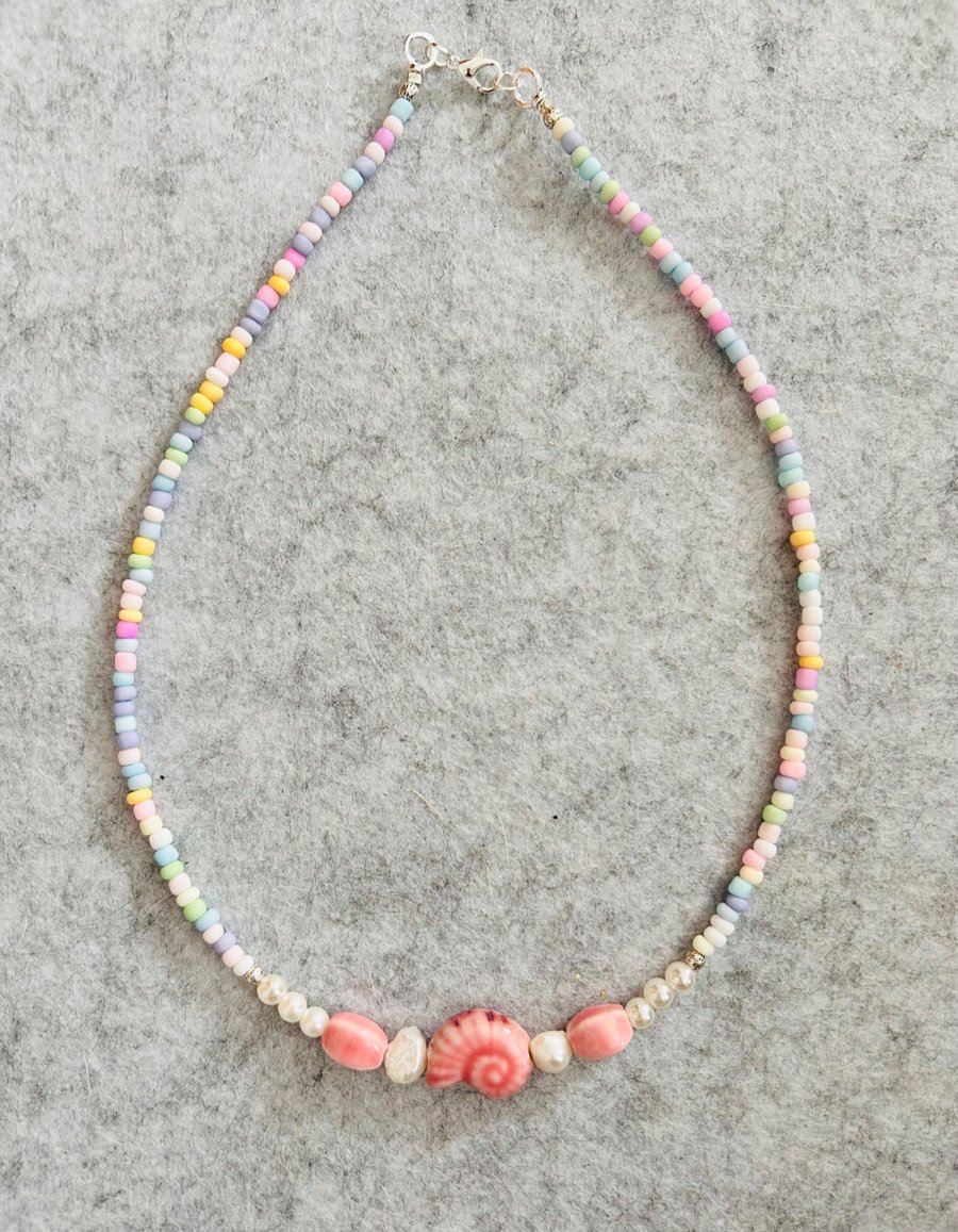 Pretty Pastel beaded necklace 