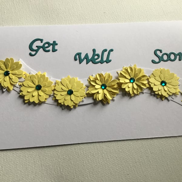 Get well soon card. Get well soon. Handmade card. Handmade flowers. Ref 071