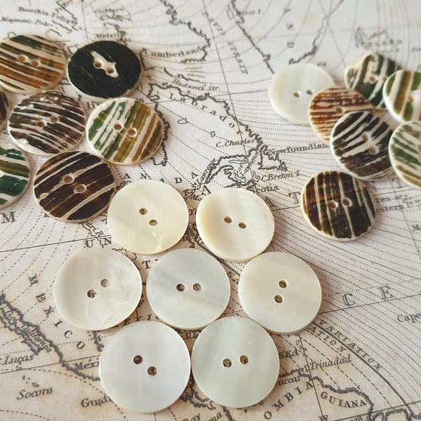 13 16" 20.3mm 32 Ligne Segay "SKIN ON" Natural Pearl x  6 Buttons