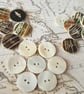 13 16" 20.3mm 32 Ligne Segay "SKIN ON" Natural Pearl x  6 Buttons - Image 1