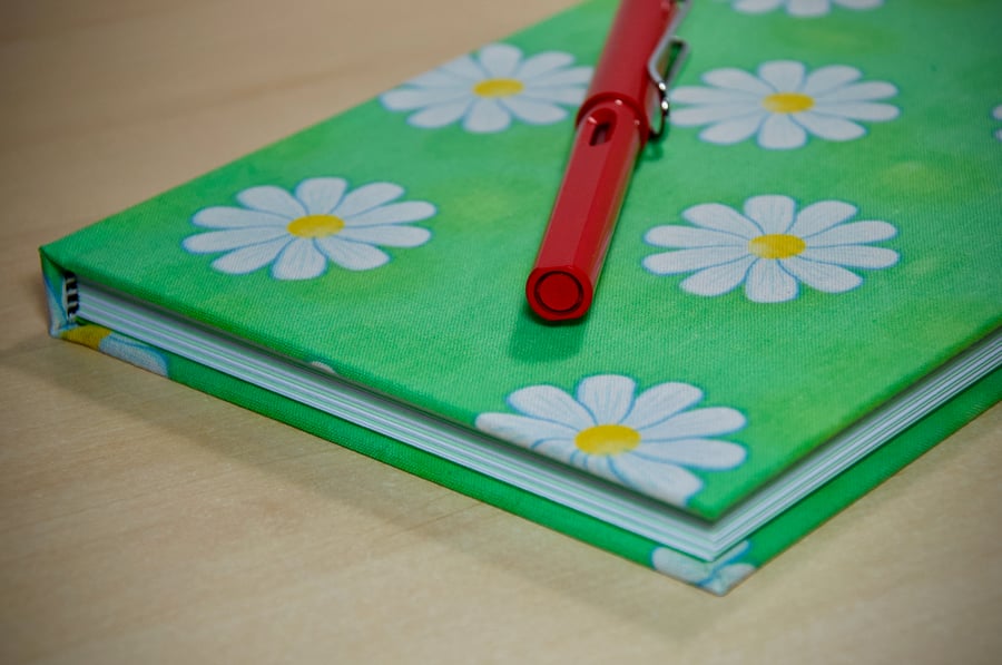 A5 Hardback Notebook with full cloth green cover with daisies