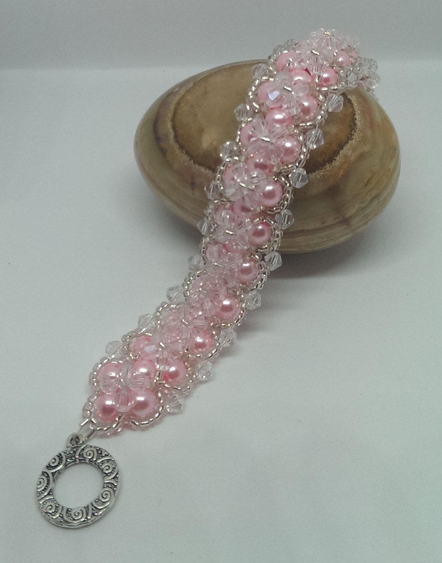 Pale pink pearl & crystal Bracelet
