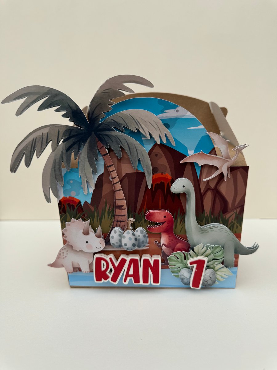 6 Personalised Dinosaur party boxes, party bags 