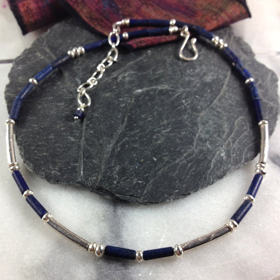 Silver and lapis lazuli necklace 