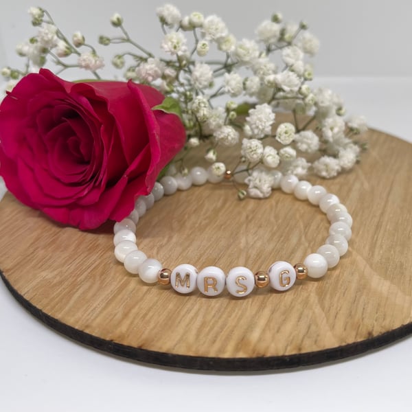 Mother of Pearl Initial Bracelet 