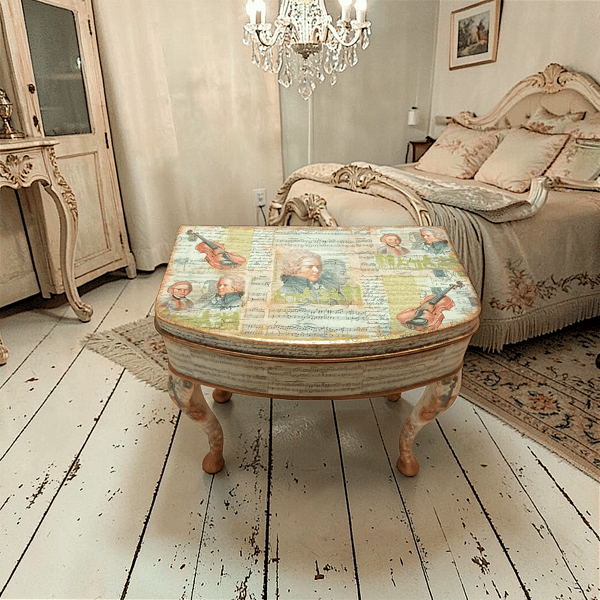 Amadeus Decoupaged Table