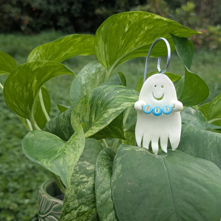 Abb - Glow in the dark ghost plant stake