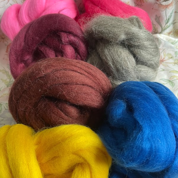 250g Mixed Fibre Stash Builder