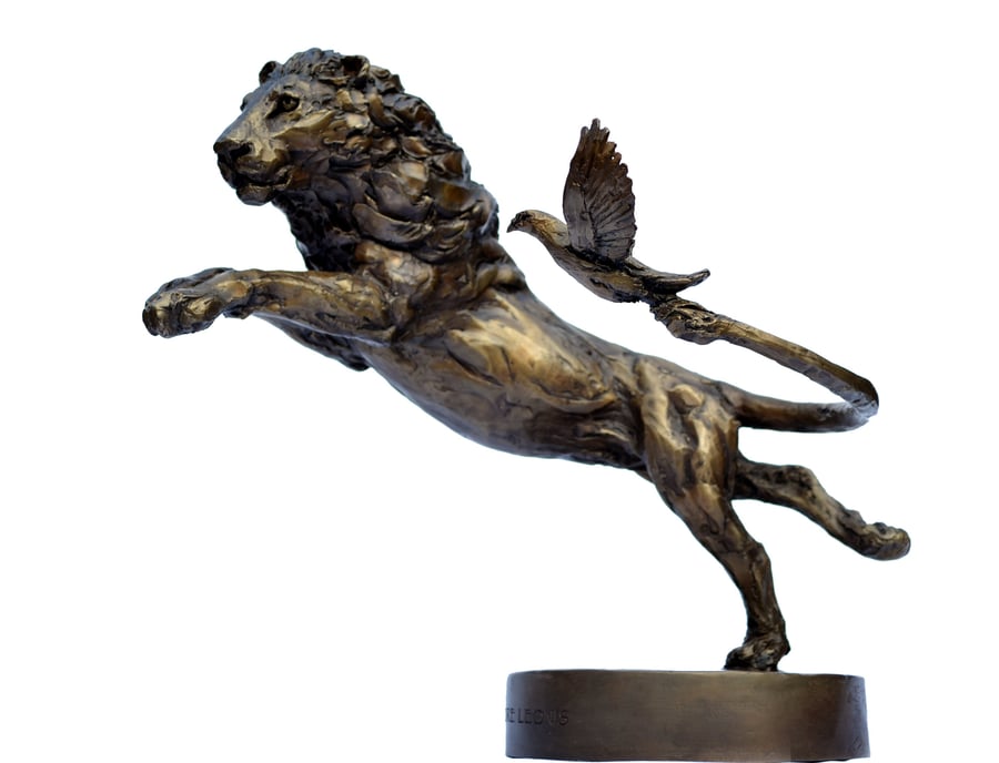 Lion and Dove Animal Statue Bronze Resin Sculpture