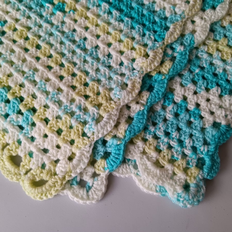 Crochet Blanket (Turquoise Sea) - soft, cosy and warm