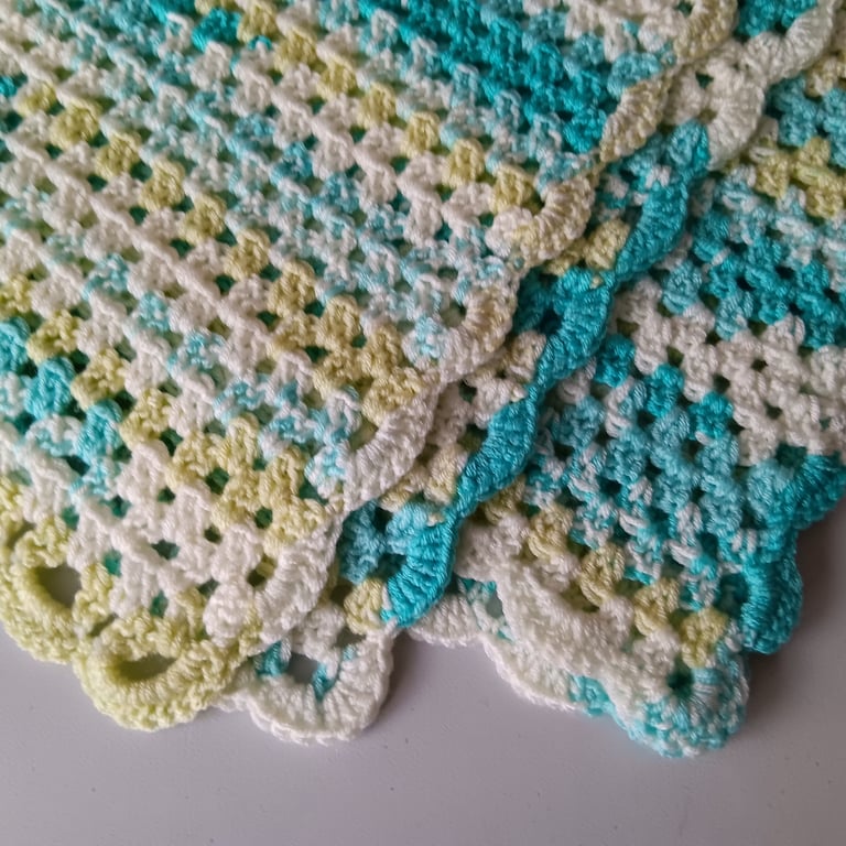 Crochet Blanket (Turquoise Sea) - soft, cosy and warm
