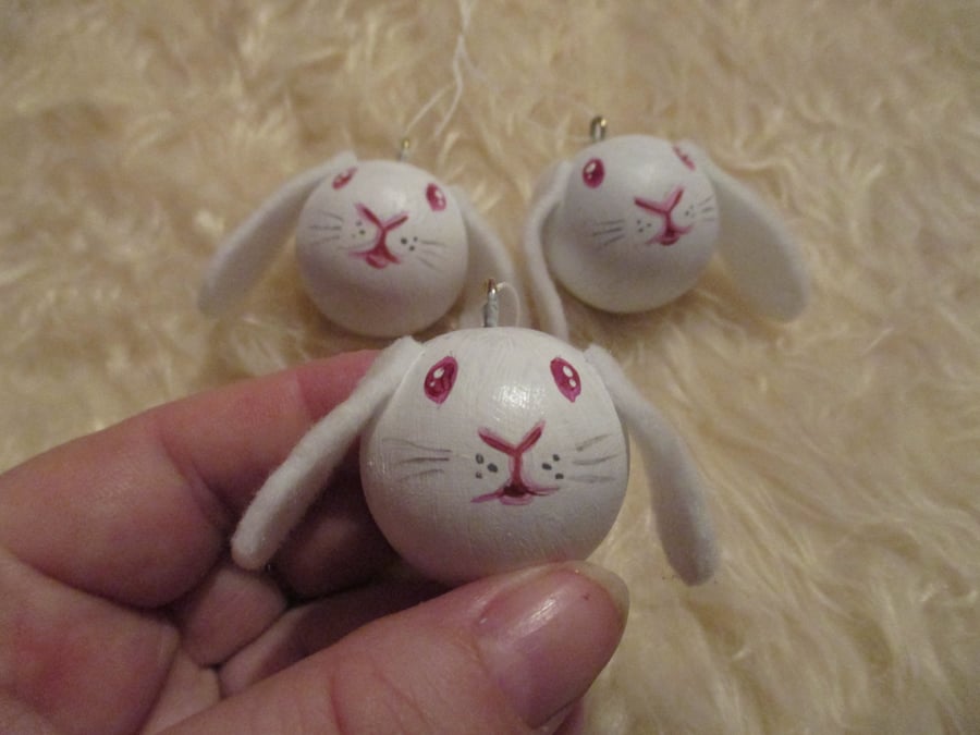 SALE 3x Bunny Rabbit Christmas Tree Baubles Decorations Wood Wooden Hand Painted