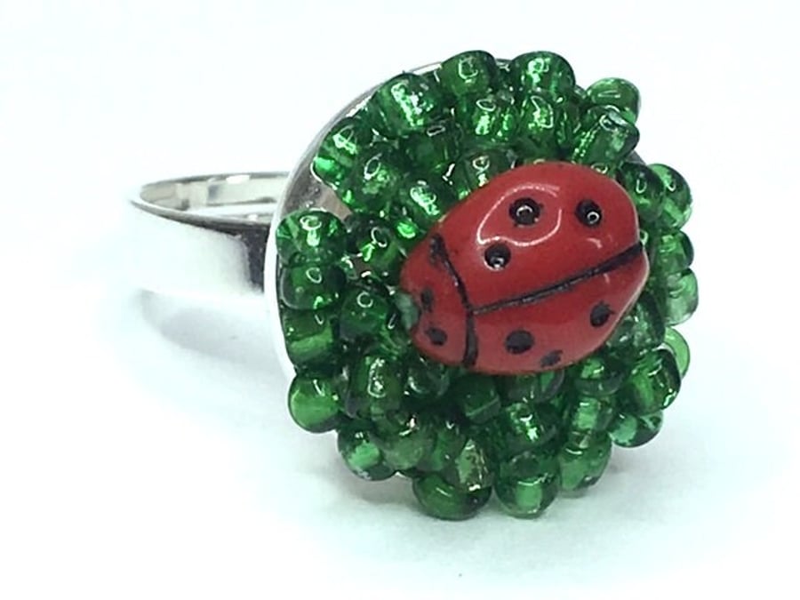 LADYBIRD GRASS RING seed beads ceramic ladybug silver plated 