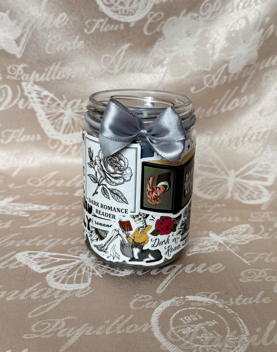 Dark Romance Reader Candle – Morally Grey Book Lover Gift