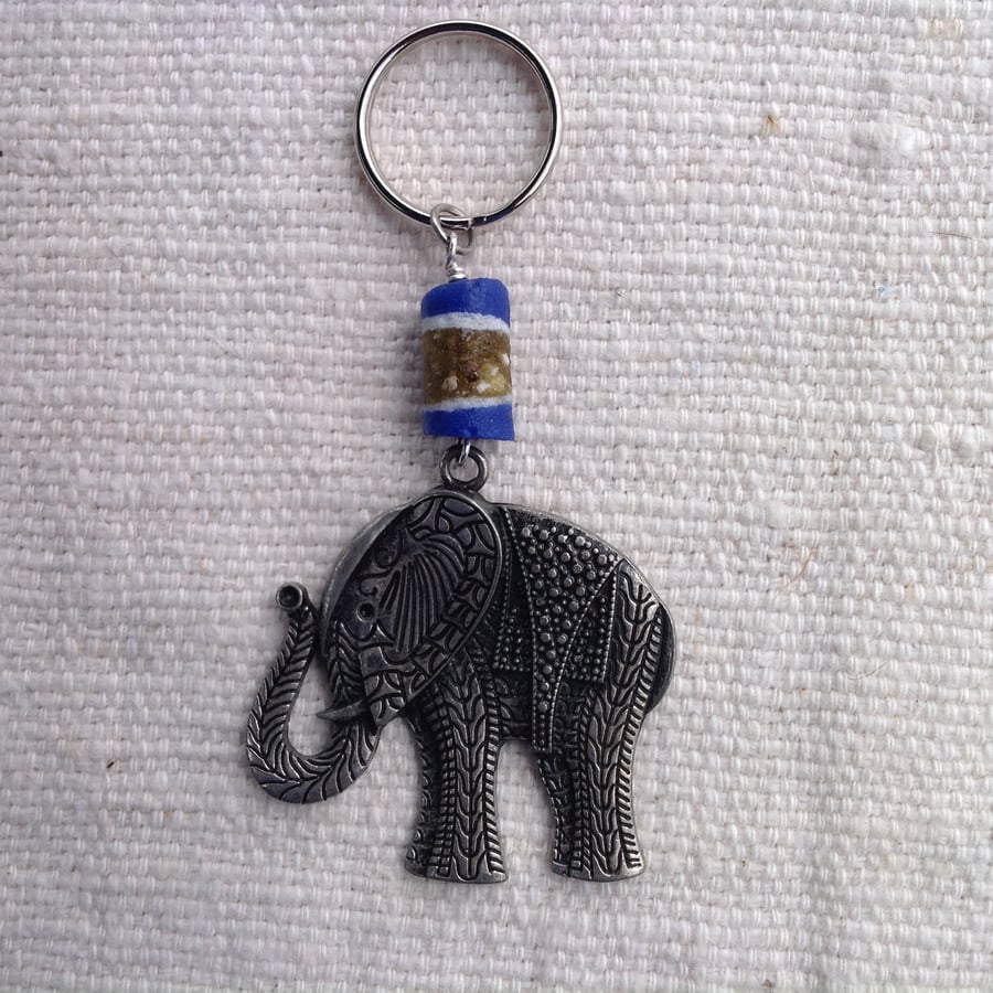 Key ring with vintage elephant and African glass bead 