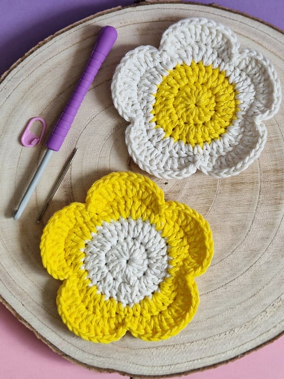 Flower Coasters, Pastel Home Decor, Housewarming Gift, Set of 2 Coasters
