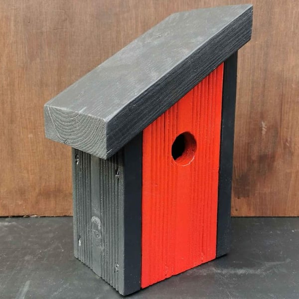 Image showcasing Bird House. Bird Box. Nesting Box - Folksy