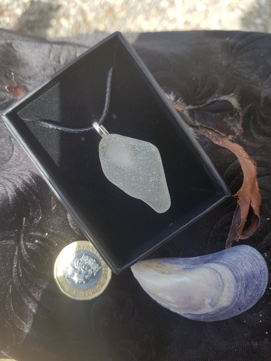 Sea glass pendant 