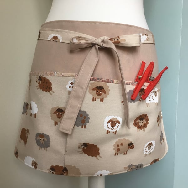 Apron - Peg Pinny