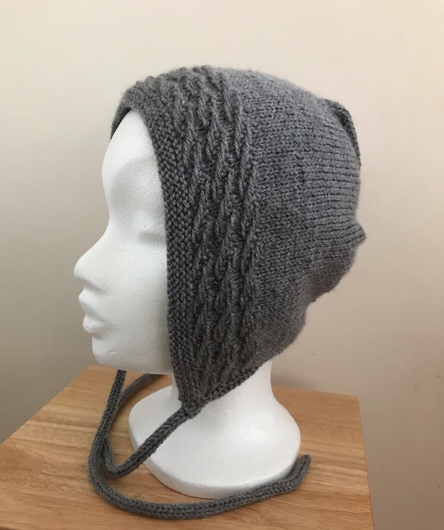 Twist bonnet hat, adult, hand knitted