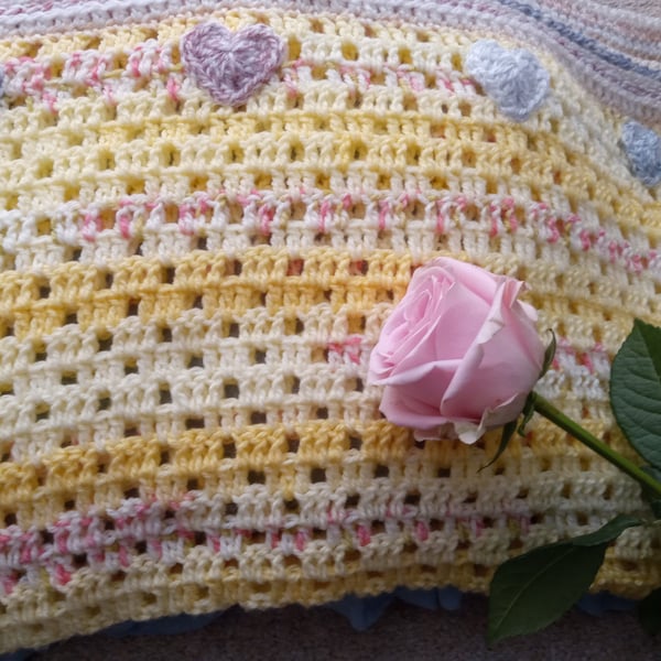 Pastel Crochet Baby Blanket - Little Hearts Baby Blanket - Yellow pastel blanket